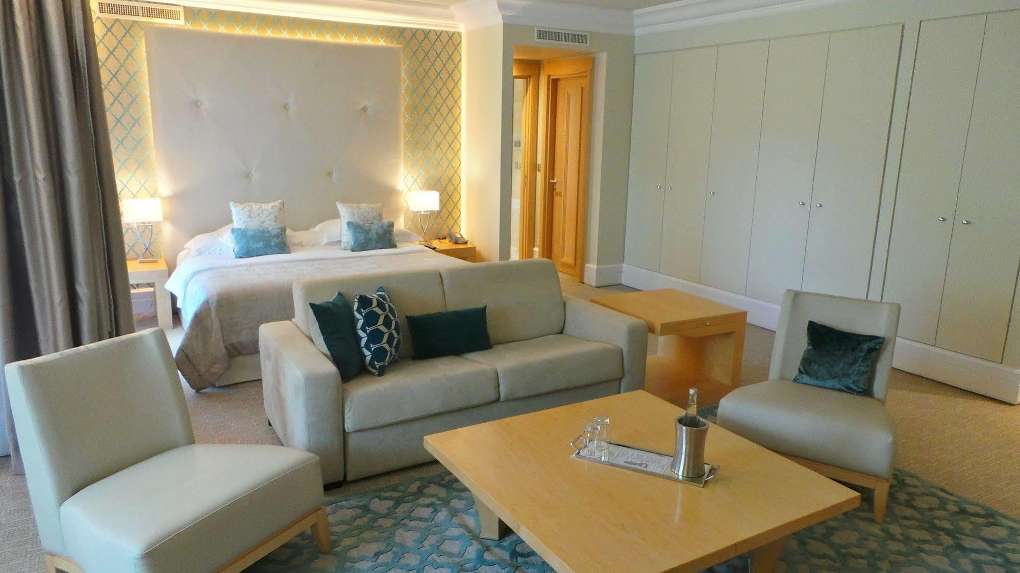 & Le Pavillon Hotel 5*